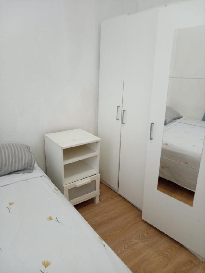 Apartamento En Francos Rodriguez, Junto A Bravo Murillo Apartment Мадрид Екстериор снимка